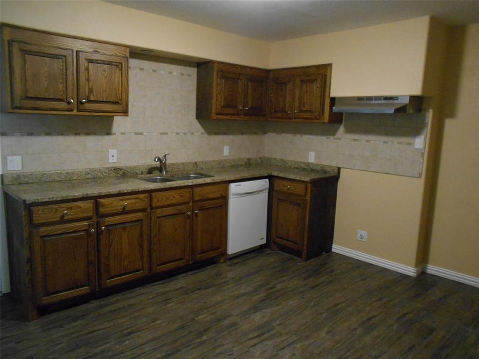 1st image of 1402 Sunnybrook Dr