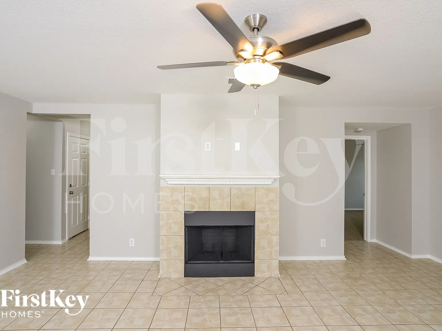 3 bed, 2.0 bath, 1332 sqft, $1,760 — Photo 4