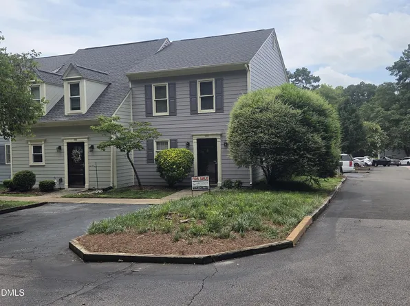 1900 Township Cir, Raleigh, NC 27609
