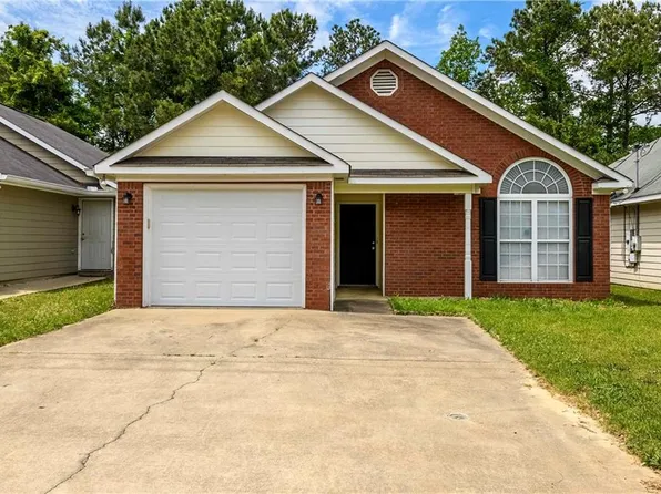 721 Pine Hill Ct, Phenix City, AL 36869