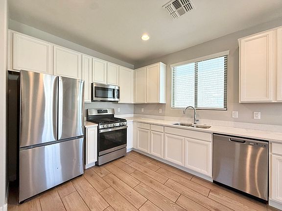 4th image of 5831 W Encinas Ln