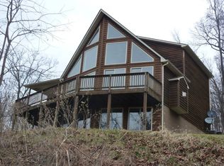 629 Doom Peak Rd, Linden, VA 22642