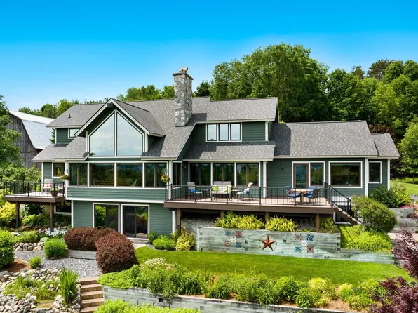 6730 S Glazier Beach Dr, Cedar, MI 49621