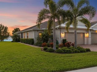 14558 Edgewater Cir, Naples, FL 34114