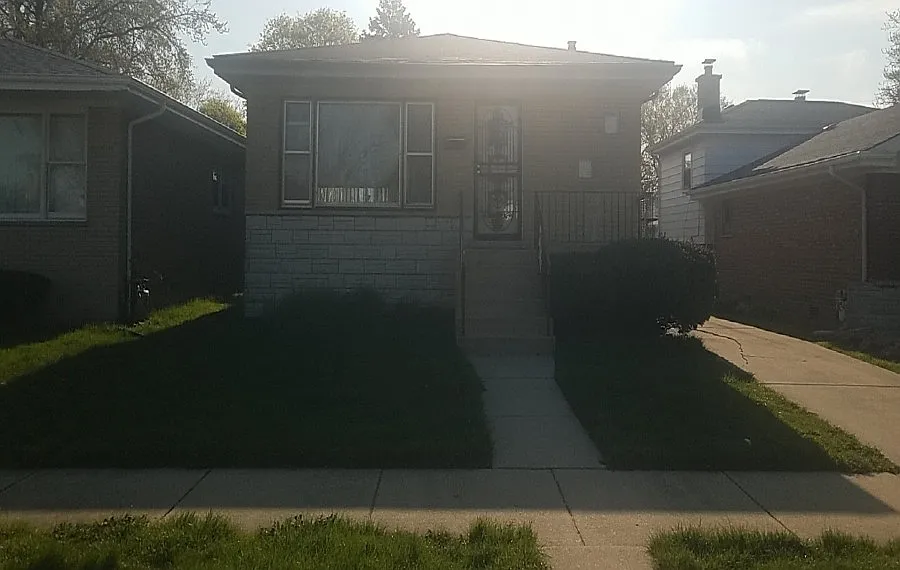 14437 Dante Ave photo 1
