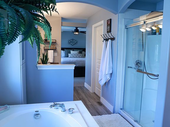 5th image of 24170 Hill Ave