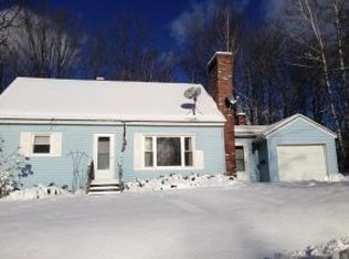 45 Argonne St, Berlin, NH 03570