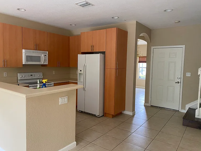 3102 NW 24th Way #0 — Photo 4