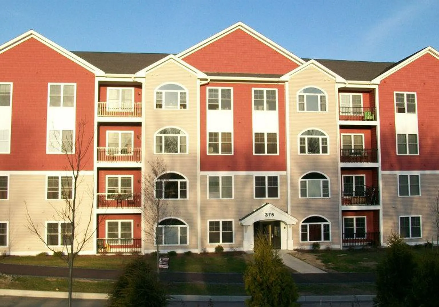 Quarry Hill — Photo 1