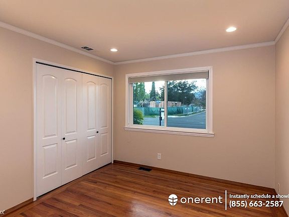 5th image of 10700 Farallone Dr