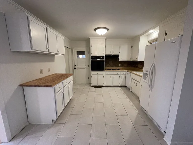 102 Crosby Dr — Photo 7