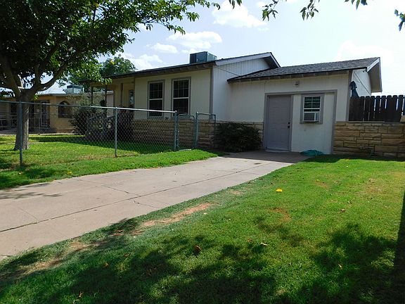 3rd image of 3105 N Hancock Ave