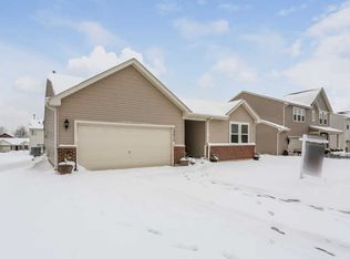 39830 Torry Ln, Beach Park, IL 60083