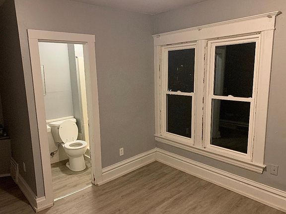 2nd image of 441 W Cedar St #3