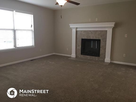 2nd image of 9919 Webster Cir