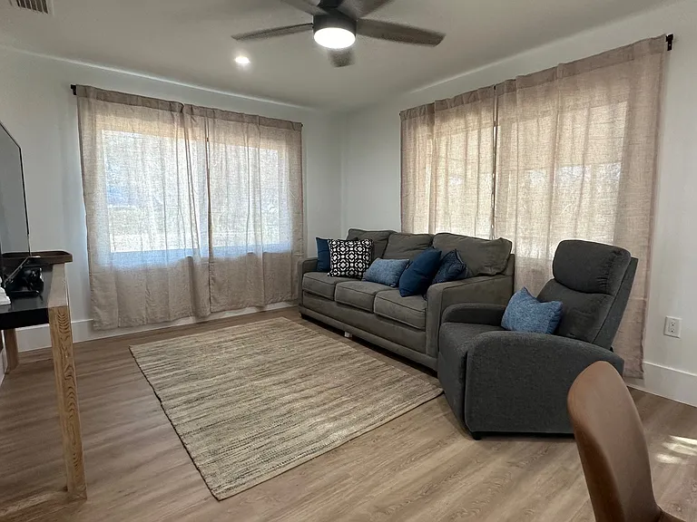 1171 Seagrape Ln #1 — Photo 2