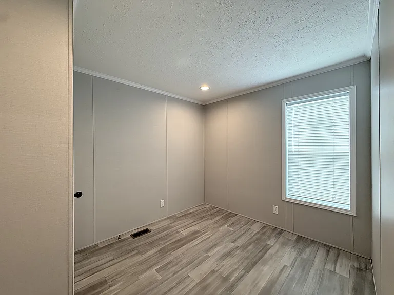 29800 Guilford Cir #168 — Photo 21