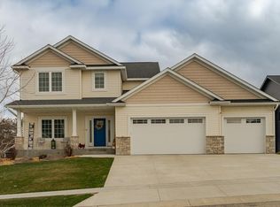 2025 Hagen Ln SW, Rochester, MN 55902