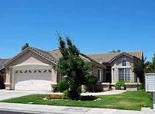 1909 Hyde Park Ln, Manteca, CA 95336