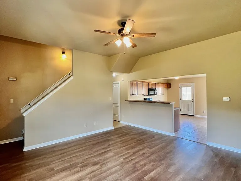 161 Red Cedar Cv — Photo 4