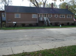 2103 Main St, Spring Grove, IL 60081