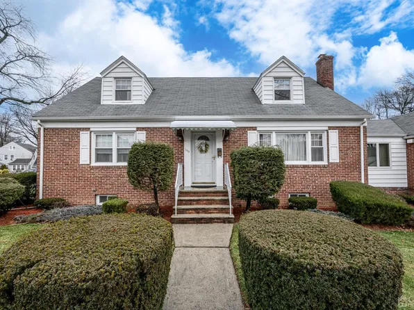 343 Huguenot Ave, Union, NJ 07083