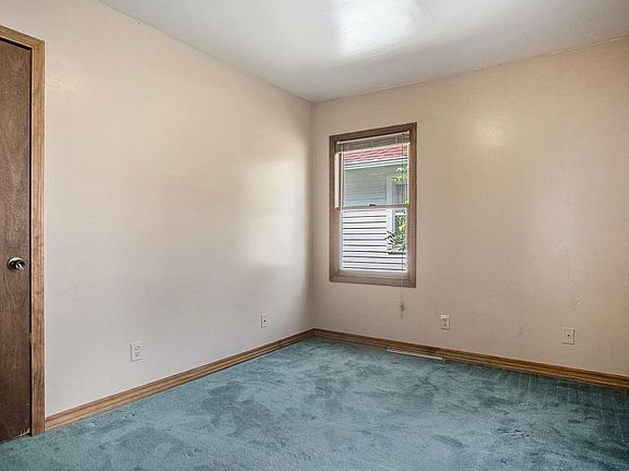 3rd image of 110 Foster Ave