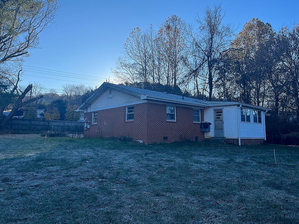 4017 Unicoi Dr, Unicoi, TN 37692 Zillow