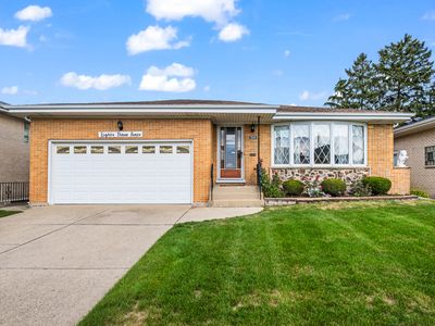 8340 W Balmoral Ave, Chicago, IL, 60656