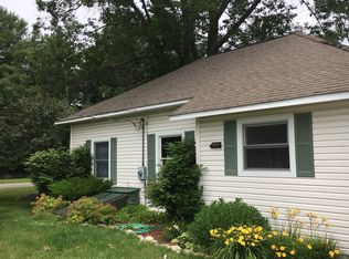 812 Traverse St, Harbor Springs, MI 49740