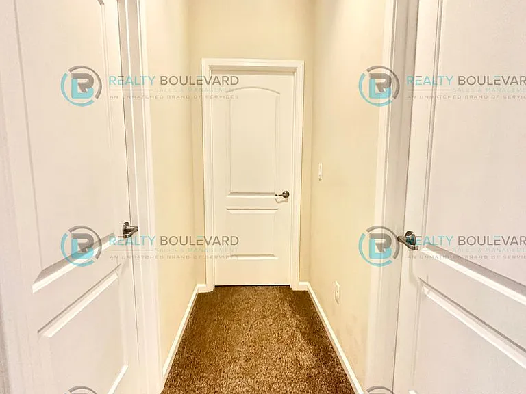 6809 Apus Dr — Photo 37