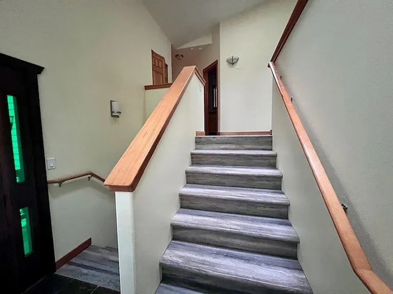 2 Tawny Cir — Photo 3