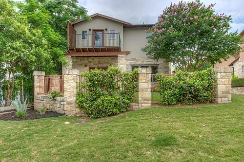 605 Peacock Ln #C Photo 1 605 Peacock Ln #C Photo 1