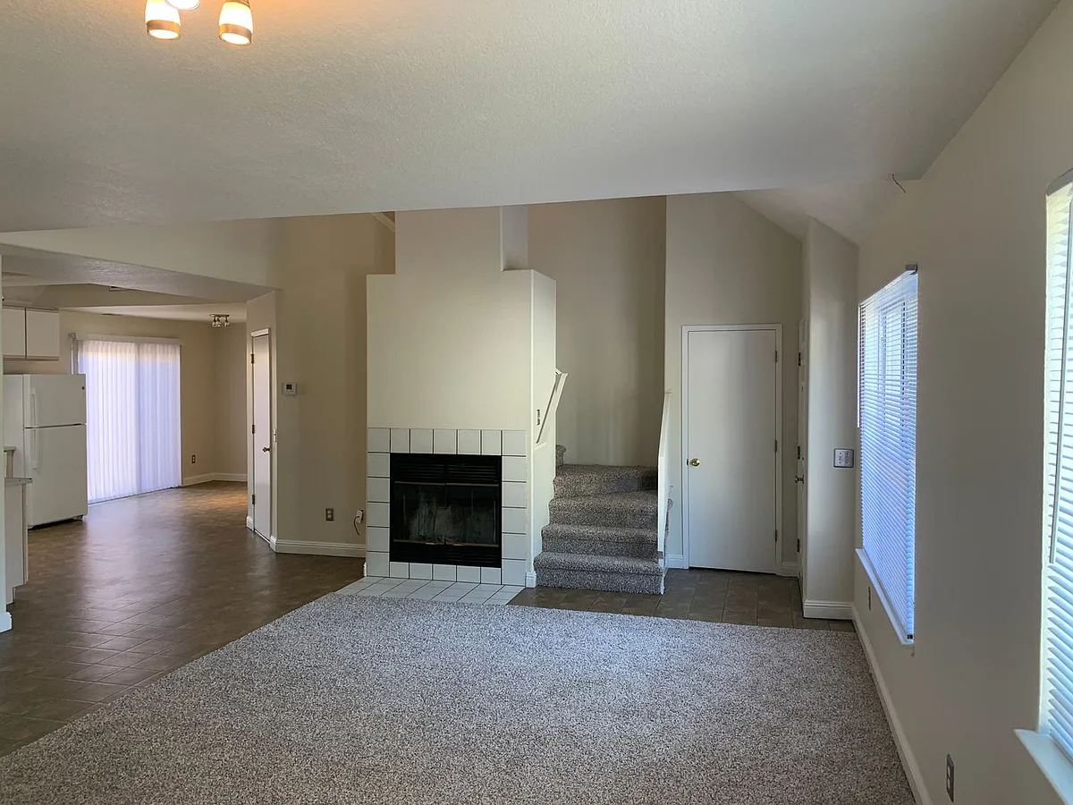 Building Photo - 2751 Revere Ln