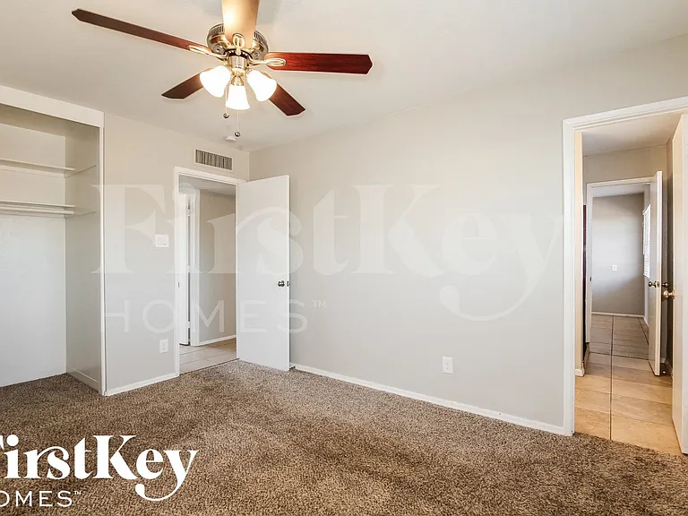 4220 W Cavalier Dr — Photo 11