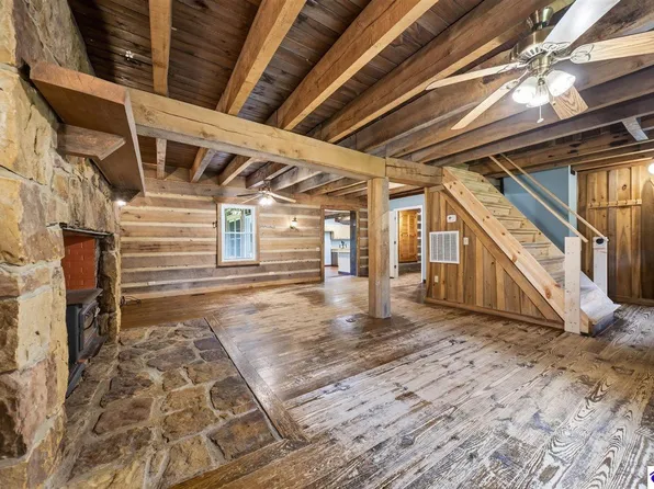 4024 Salt River Rd, Rineyville, KY 40162