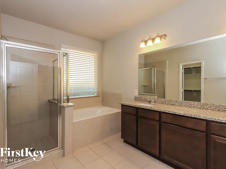31306 Little Garden Ct — Photo 11