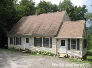 402 Tweed River Dr, Pittsfield, VT 05762