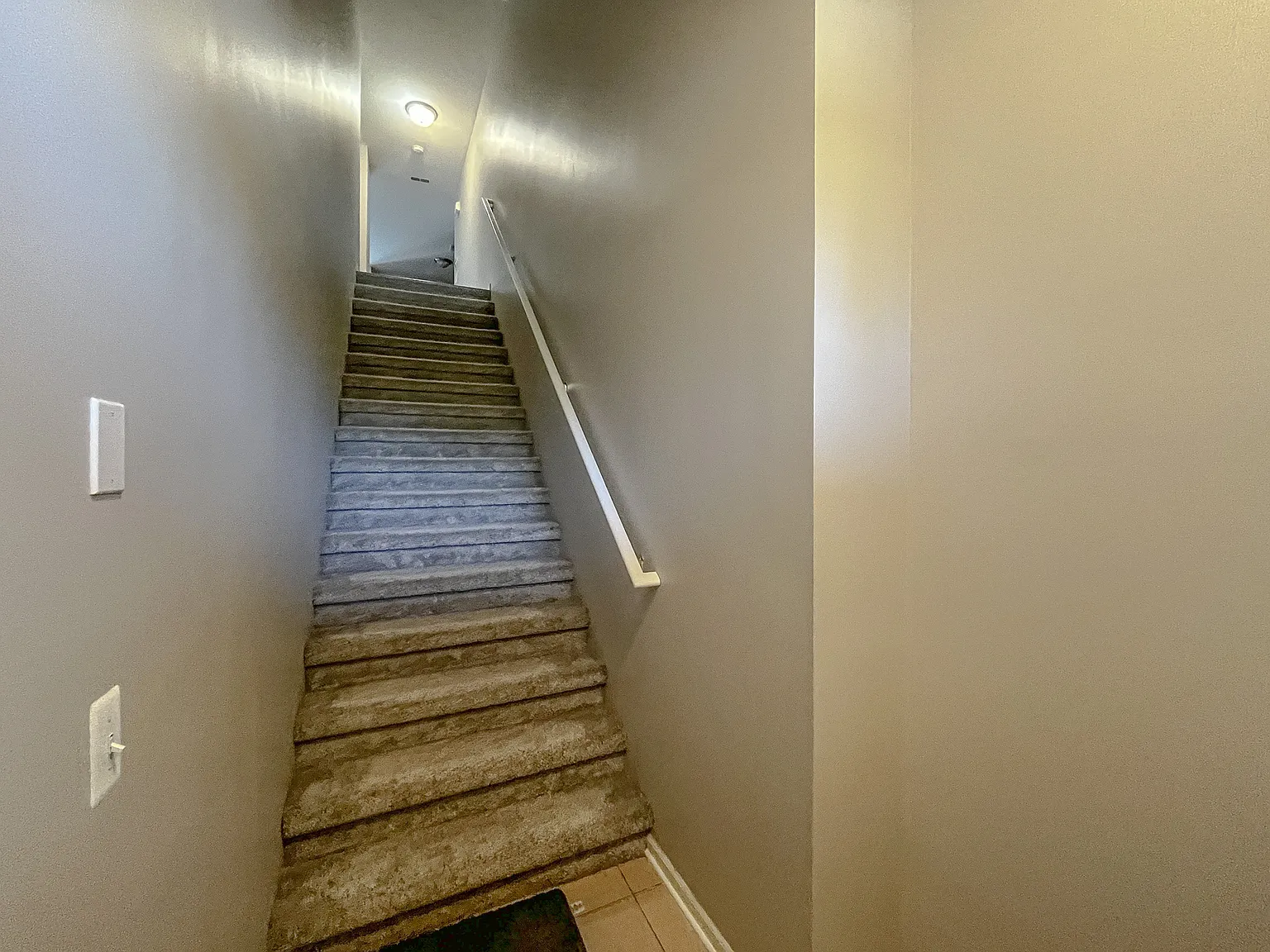 2 bed, 1326 sqft, $1,800 — Photo 2