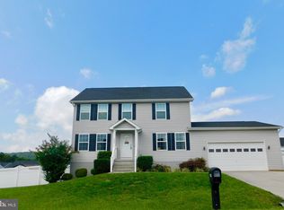 454 Gordon Dr, Hedgesville, WV 25427