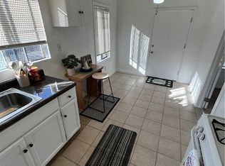 4522 S Normandie Ave, Los Angeles, CA 90037