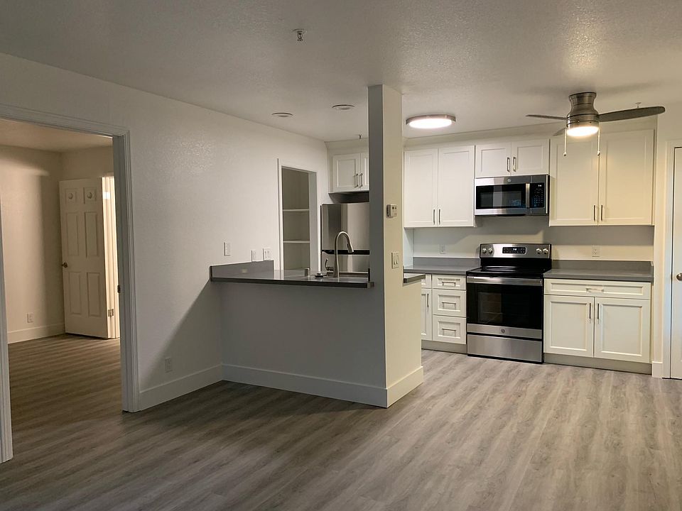 1st image of 2501 Imola Ave W #107