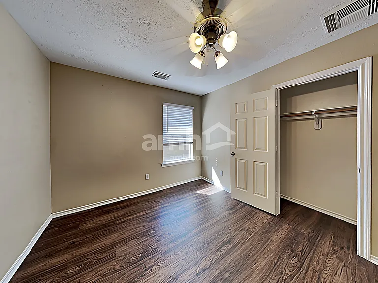 2513 Cloudcroft Dr — Photo 15