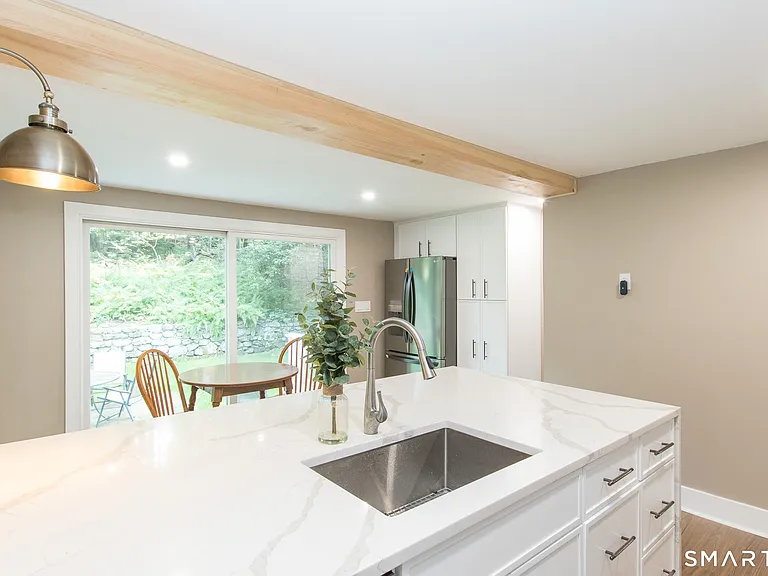 211 New Canaan Rd — Photo 14