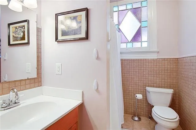 604 Webster St — Photo 5