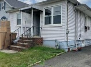 217 Main St, Linden, NJ 07036