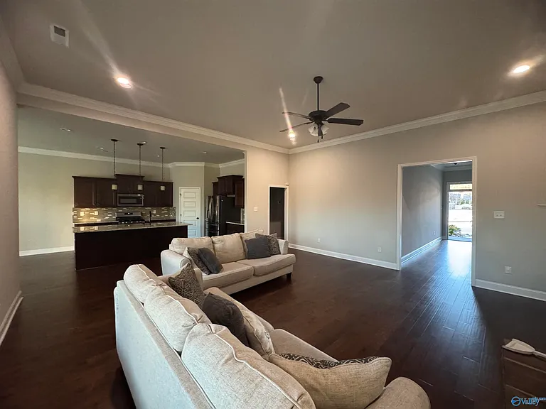 5006 River Birch Ln SE — Photo 5