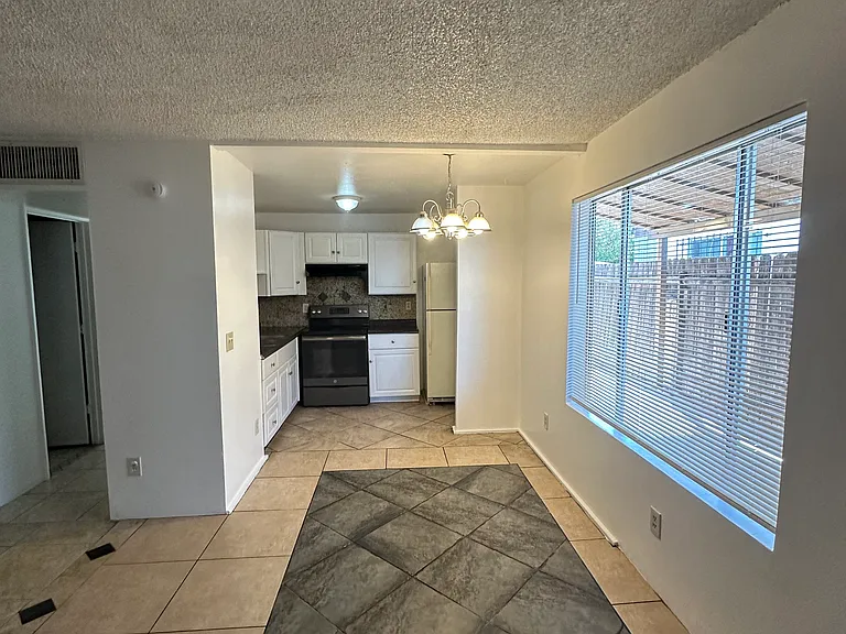 2159 S Winstel Ave #2159 — Photo 7