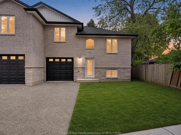 1525 Michigan Ave, Lasalle, ON N9J 3R5