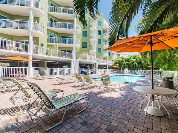 11605 Gulf Blvd #404, Treasure Island, FL 33706